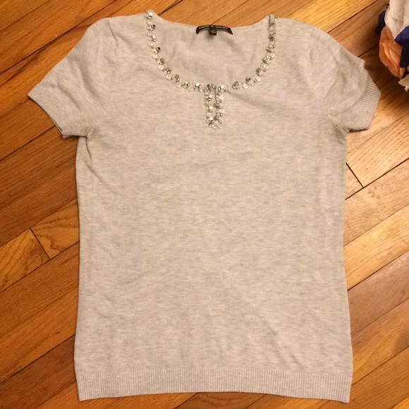 Cable & Gauge Tops - Cable & Gauge beaded neckline top